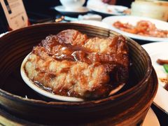 鲍汁腐皮卷-新天世纪中餐厅