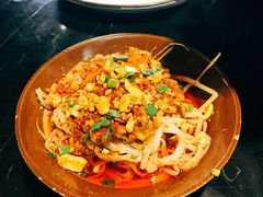 -巴四老城区炭火蛙锅(张江店)