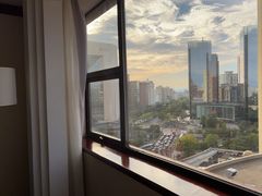 -北京保利大厦酒店(东四十条地铁站店)