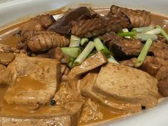 老板鱼炖豆腐-小船渔村•大连菜•大连焖鱼(黄河路店)