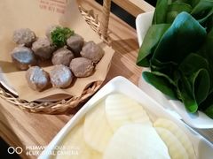 -左庭右院鲜牛肉火锅(浦江欢乐颂店)