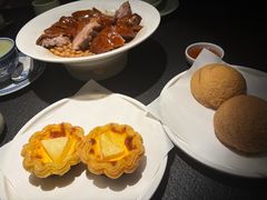 -蝴蝶里·粤菜·点心(滨江龙湖店)