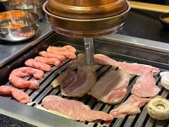 -臻牛烤肉