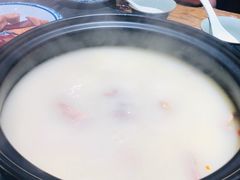 -大匠工房古船木艺术餐厅·猪肚鸡专门店(长白仙岛店)