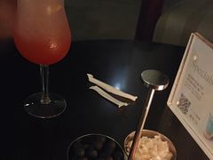 -亚龙湾喜来登·美景台大堂吧