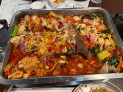 -后街佬·炭火鲜鱼杂(南城店)