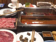 -百年川椒重庆老火锅(光谷店)