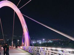 -南京眼步行桥