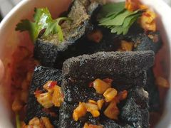 -黑色经典臭豆腐·湖南特产(步行街店)