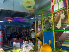 -顺德大良半月城游乐场