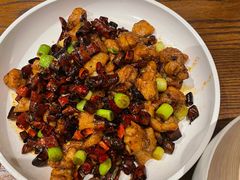 辣子鸡丁-小大董·烤鸭(王府井apm店)