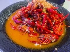 -红盔侠小龙虾(海宁银泰店)