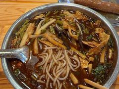 -柳州肥姨妈大骨螺蛳粉(东靖路店)