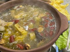 -威邵鸡煲(西华路总店)