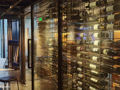 -临界音乐酒馆·小龙虾·江湖菜(华熙LIVE·鱼洞店)