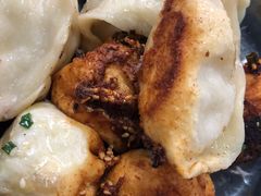 -黄阿姨锅贴大王(万航渡路店)