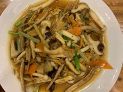 清炒菌菇-悠悠美食