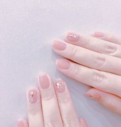 -兰韵美甲美睫纹绣
