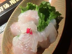 -老牌坊云南鱼豆花火锅(哈西万达店)