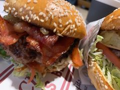 -The Habit Burger Grill 哈比特汉堡(复兴soho店)