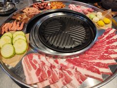 -哈哈碳都·牛肋条无限自助烤肉(台江万达店)