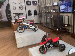 -上德宝骏宝马5S店