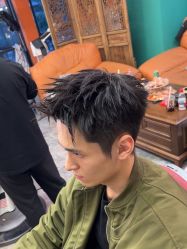 -鸿運 BARBER SHOP男士理发馆