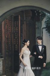 -蒙太奇婚纱摄影(万达店)