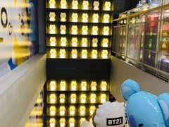 -line friends(明洞旗舰店)