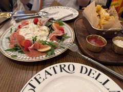 帕尔马火腿和布拉塔球-IL TEATRO 精品意大利餐厅