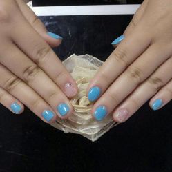 -EMILY艾枚莉美甲美睫·美颜·现磨咖啡