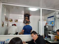大堂-胡记锅贴·沪上游子老鸭粉丝汤(太原路店)