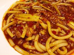 新疆妹子最爱炒粉-莲香西域·正宗新疆菜(龙华店)
