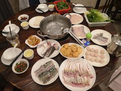 -正能量脆肉鲩火锅
