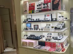 -宝岛眼镜(群光广场店)