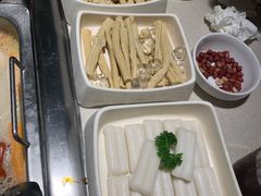 -海底捞火锅鲜切牛肉主题店(长寿路店)