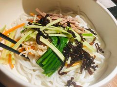 鸡丝凉米线-云海肴·汽锅鸡·云南菜(领展购物广场·中关村店)