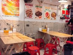 -柳州肥姨妈大骨螺蛳粉(东靖路店)