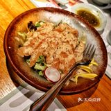 讲真尽量不点吧非常腻，滑蛋猪排饭也最好别点真的好硬