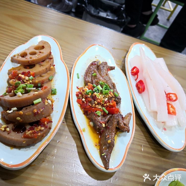 来吃碗现磨的长沙米粉