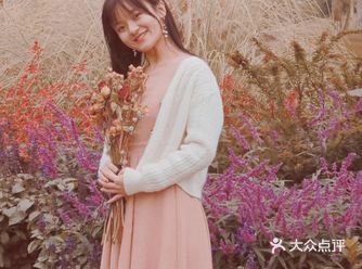 拍了一组粉色系的秋天，位置在桂溪生态公园规划厅旁边的