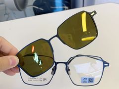 -罗伯特眼镜·蔡司官方授权(前海桂湾店)