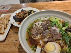 -湘人龙记老长沙米粉(鸟巢店)