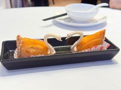 鲜果榴莲天鹅酥-陶陶居酒家(第十甫路总店)