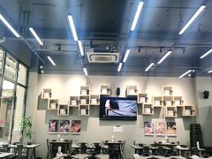 大堂-蚝山·喷汽火山生蚝(前福路店)