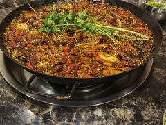 -鸿顺老铁锅美蛙鱼府(解放碑店)