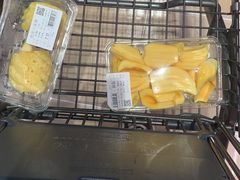 -胖东来生活广场(健康路店)
