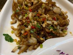 手撕小黄鱼-小城粥道·海胆鲜虾粥(解放广场店)