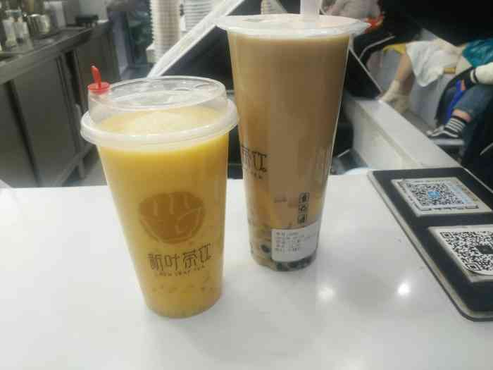 新叶茶饮(汉锦城店)-"挺好的店,里面很宽敞,还挺隐私的跟朋友坐.