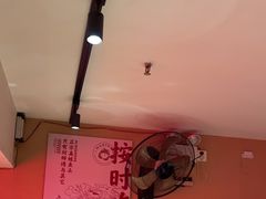-何师傅美蛙鱼头(汉街店)